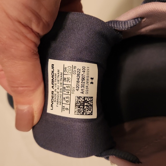 Under Armour womens sneakers - Picture 4 of 4